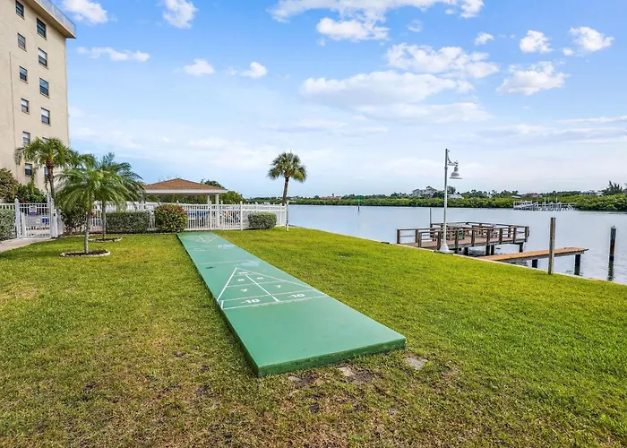 Bayshore Yacht & Tennis 216 * Clearwater Beach