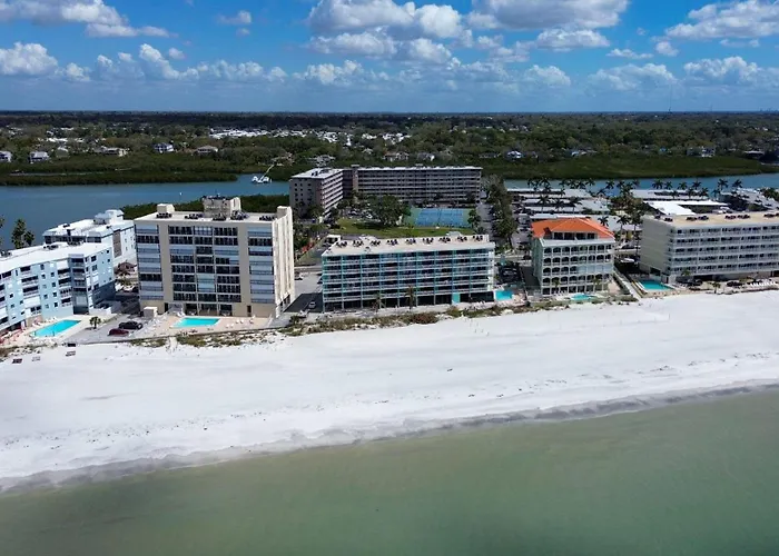 Bayshore Yacht & Tennis 216 Clearwater Beach