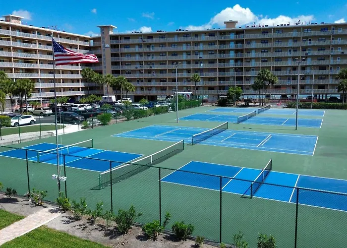 Bayshore Yacht & Tennis 216 Ferienhaus